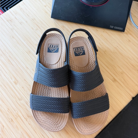 Reef Water Vista Sandal - Picture 2 of 8